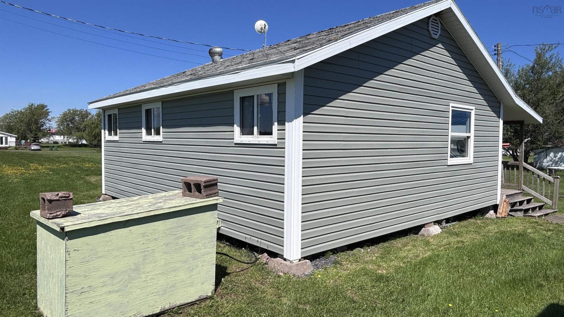 11 Douglas Crescent, Marshville, NS