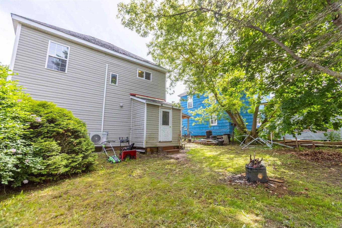 35 Hickman Street, Amherst, NS