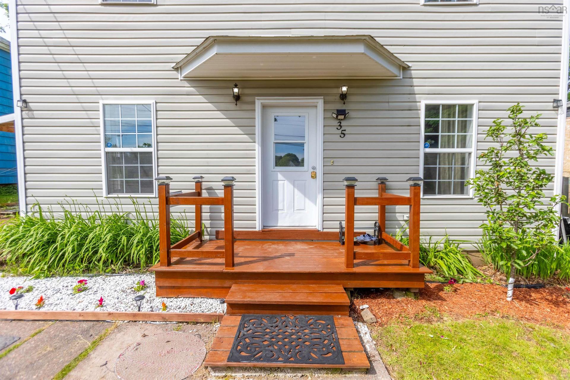 35 Hickman Street, Amherst, NS