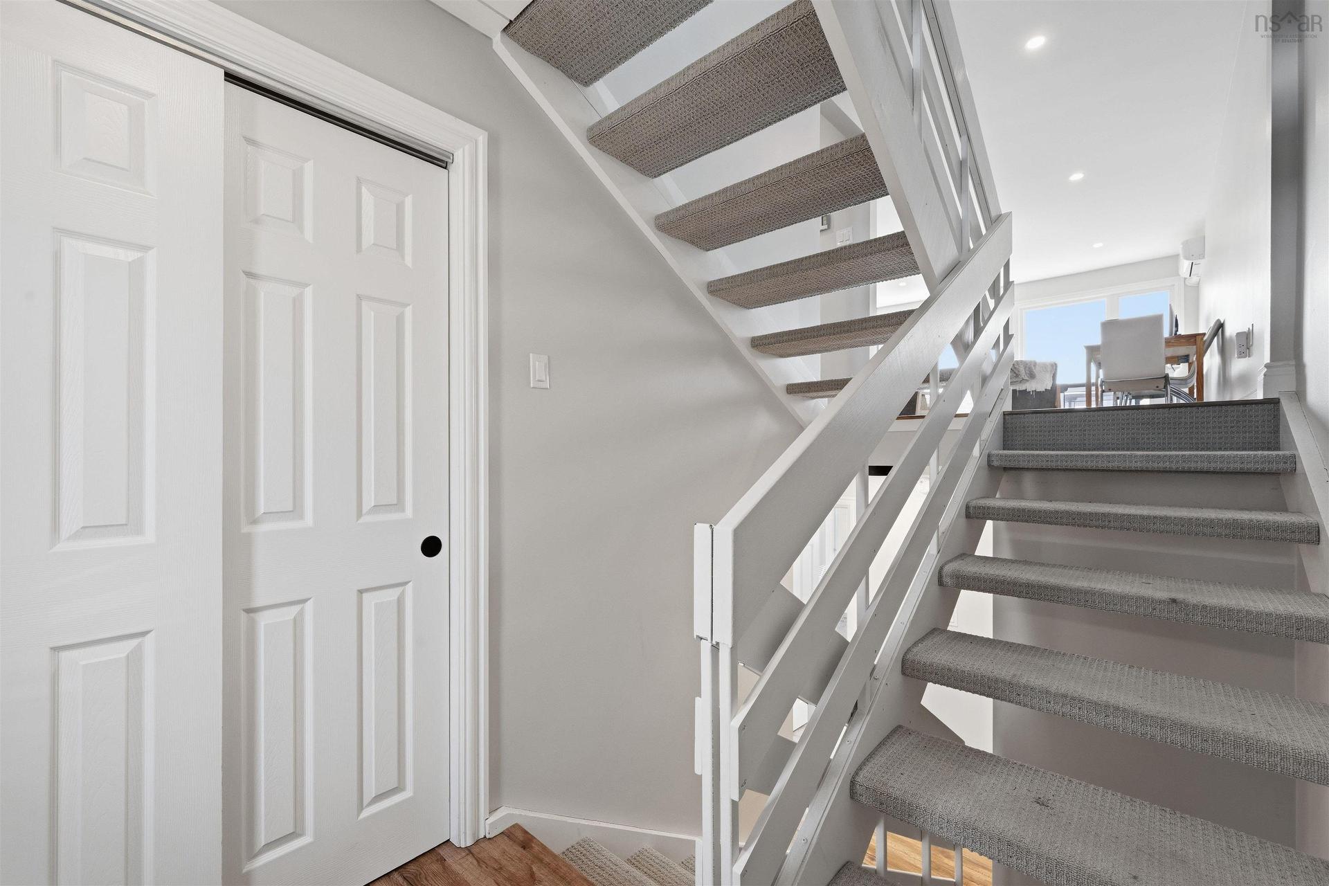 475 Shore Drive, Bedford, NS