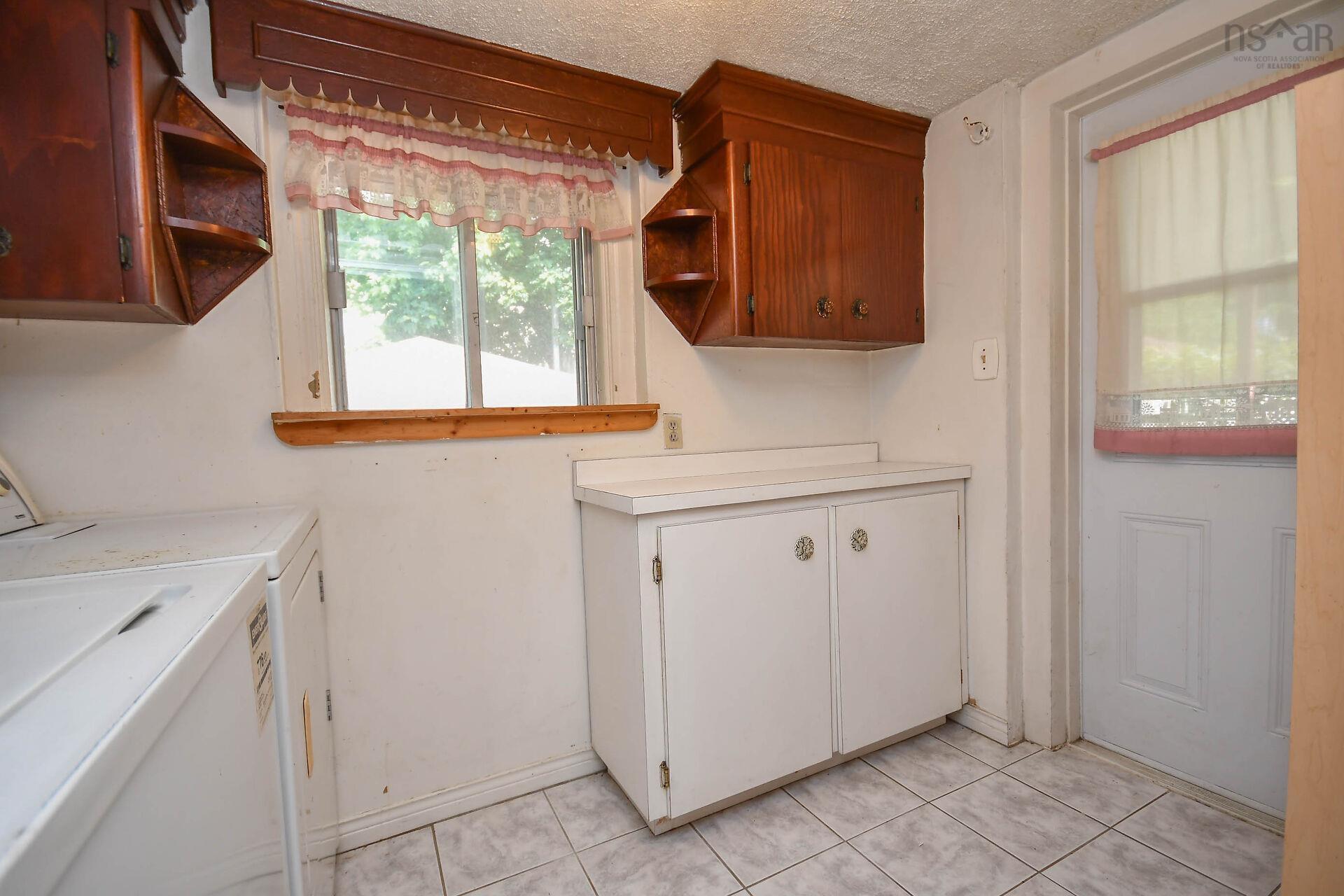 6285 Willow Street, Halifax, NS - Indoor Photo Showing Other Room