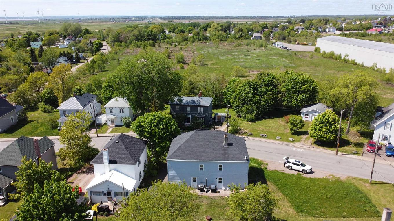30-32 West Pleasant Street, Amherst, NS