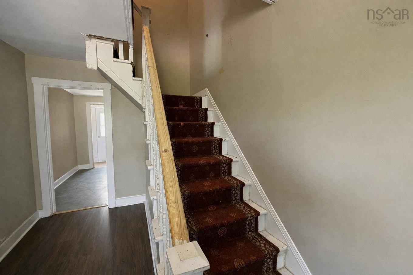 30-32 West Pleasant Street, Amherst, NS