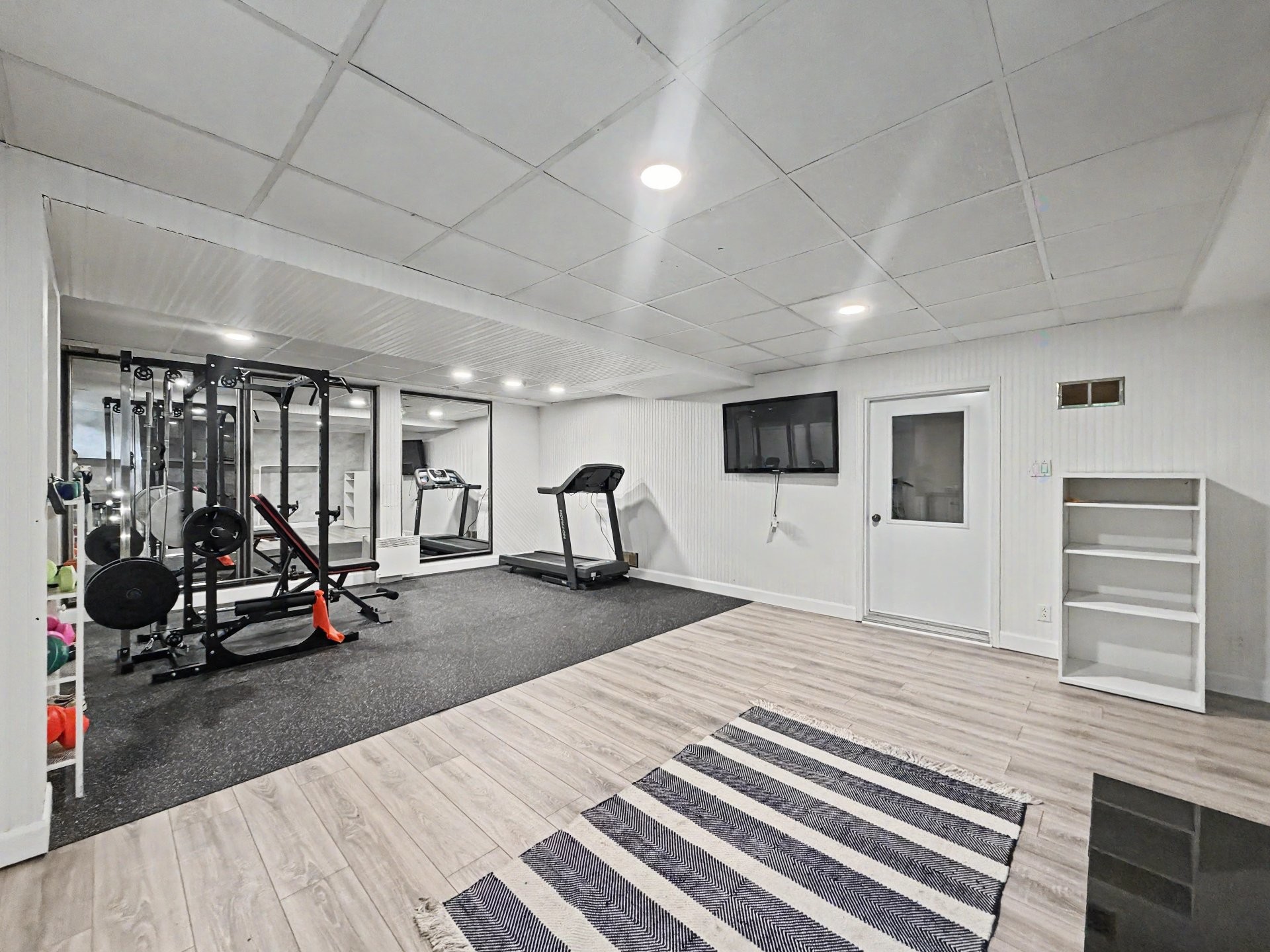 Salle familiale - 471 Av. Murdoch, Rouyn-Noranda, QC