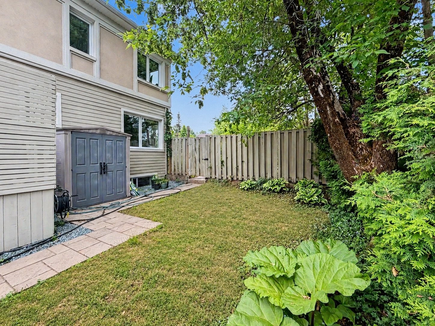Cour - 471 Av. Murdoch, Rouyn-Noranda, QC