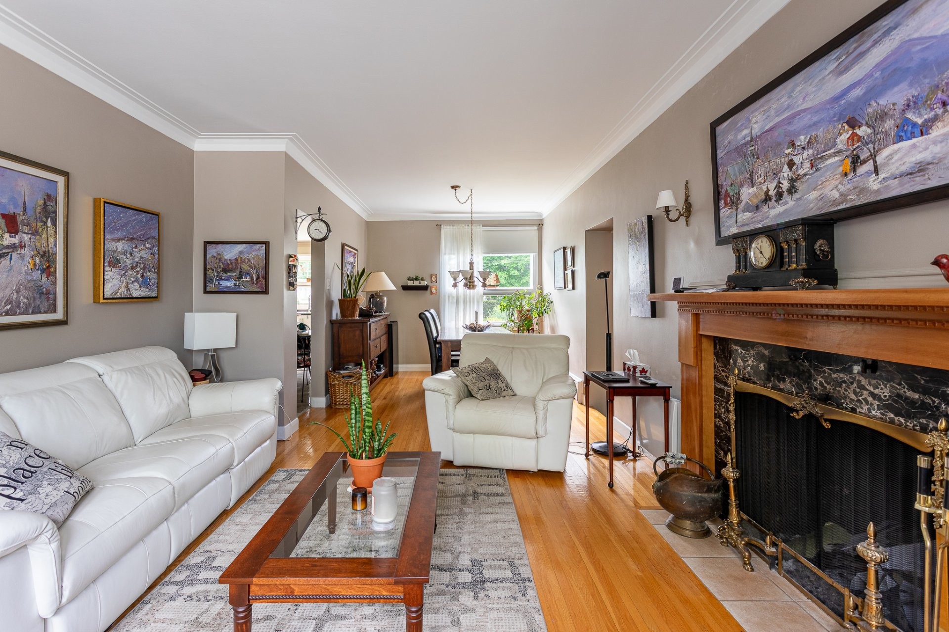 Salon - 205 120E Rue, Shawinigan, QC