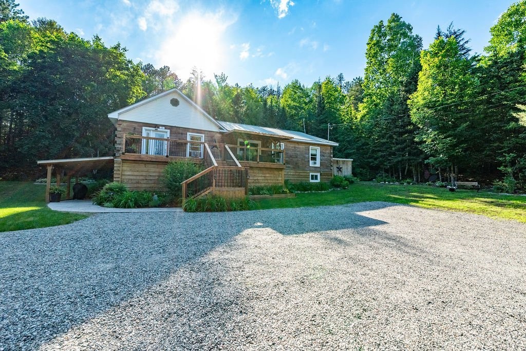 Front of Structure - 28 Ch. Mitchell, Otter Lake, QC