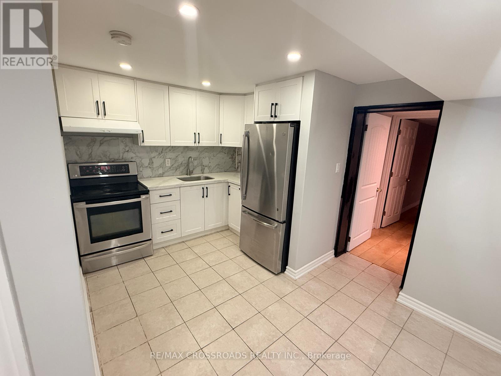 23 Burnview Crescent, Toronto, ON