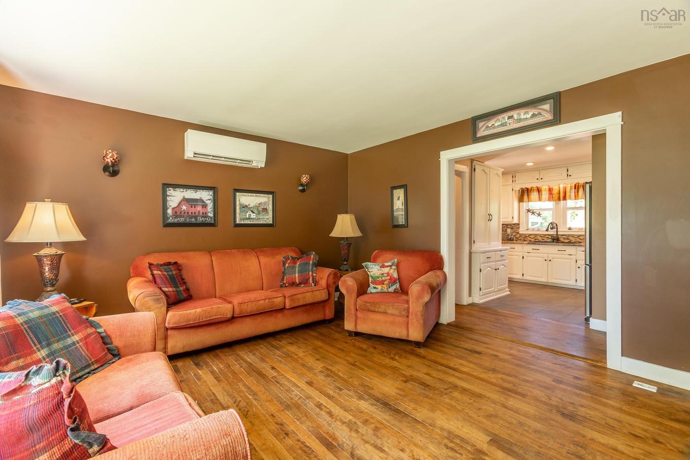 93 School Street, Middleton, NS