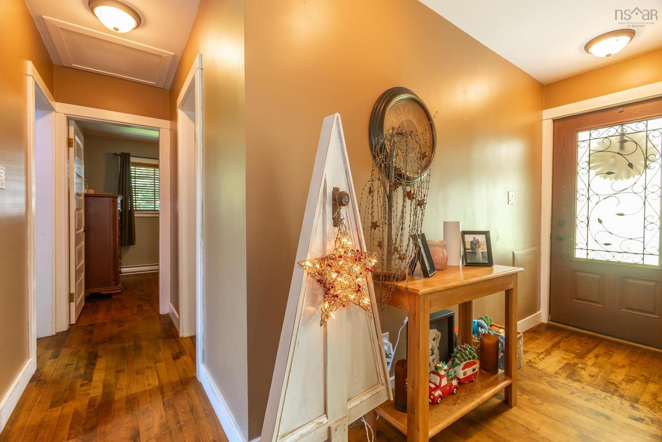 93 School Street, Middleton, NS