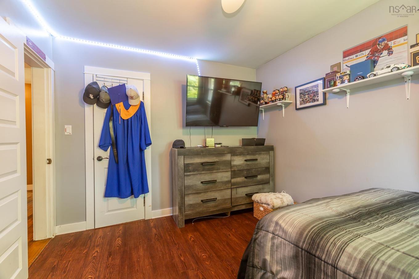 93 School Street, Middleton, NS