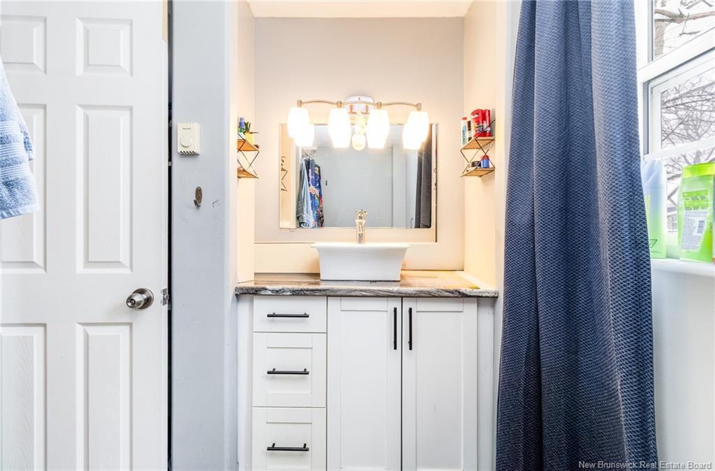 490 Golf St, Bathurst, NB