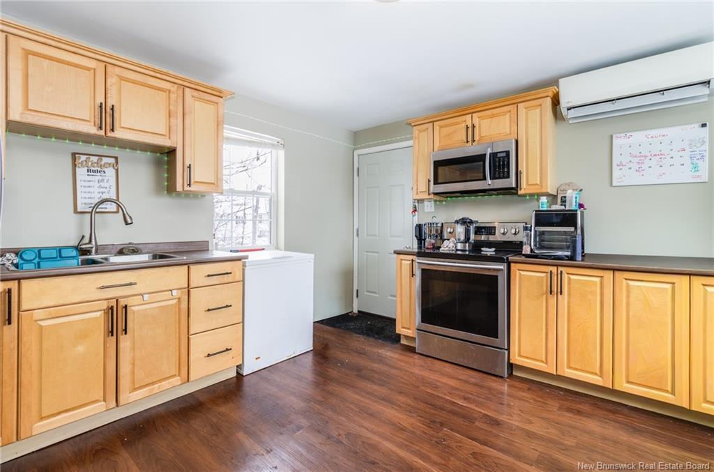 490 Golf St, Bathurst, NB