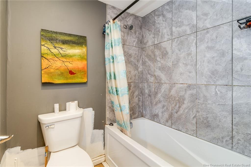 490 Golf St, Bathurst, NB