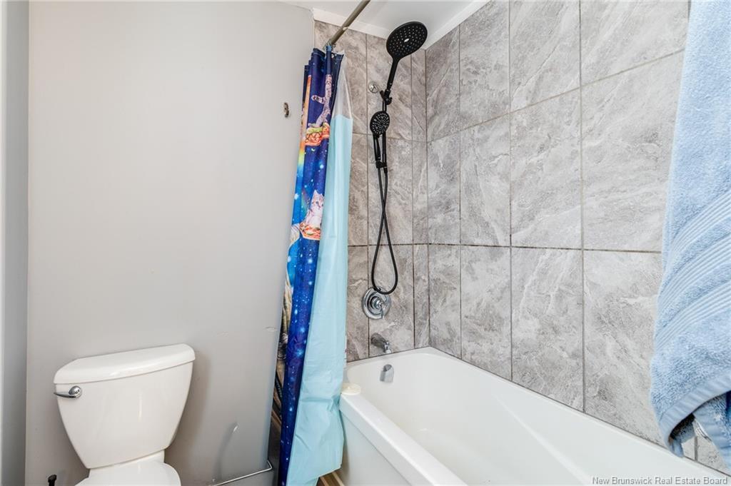490 Golf St, Bathurst, NB
