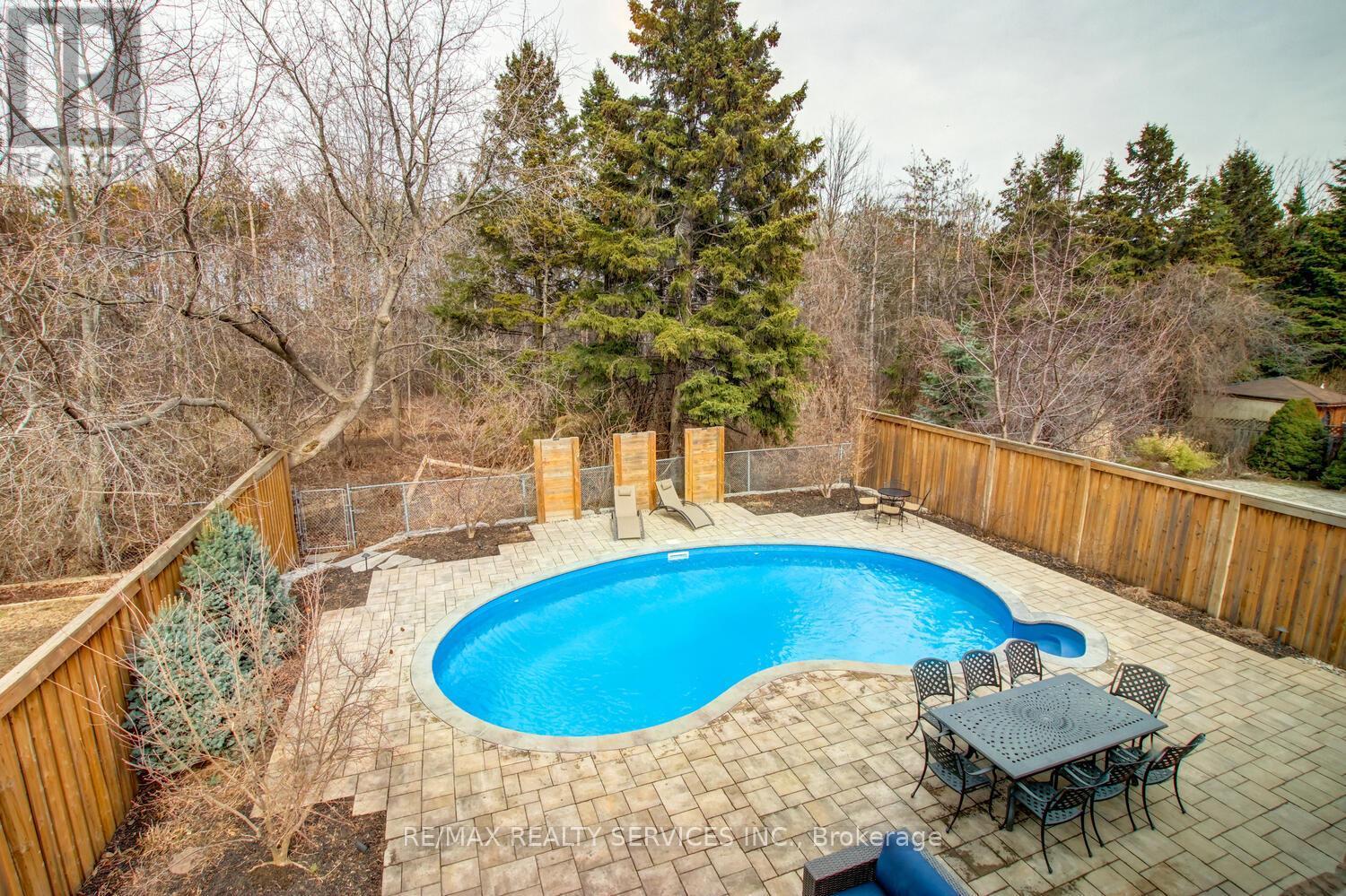 28 Chickadee Crescent, Brampton, ON
