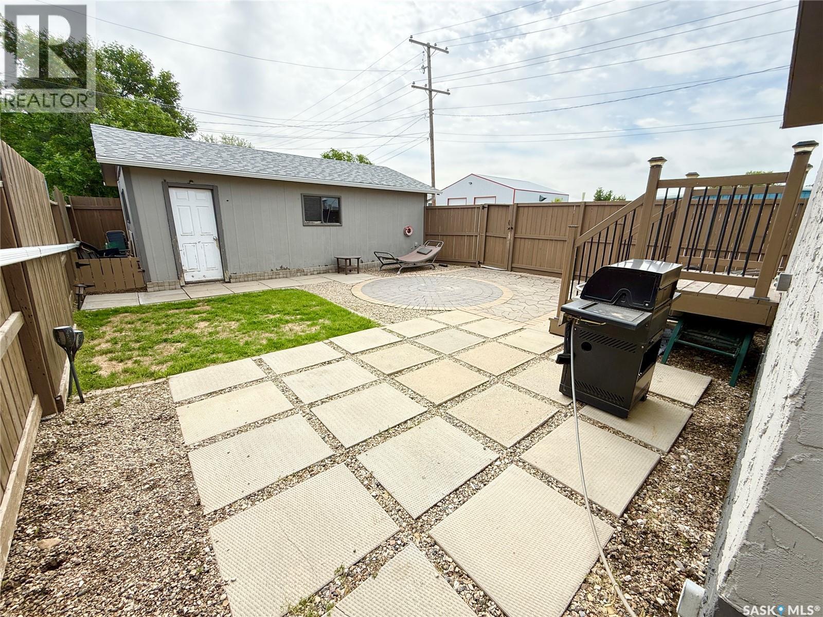 4 9Th Street, Weyburn, SK