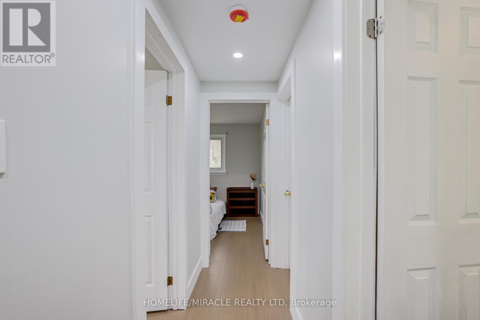 122 Ormond Drive, Oshawa, ON