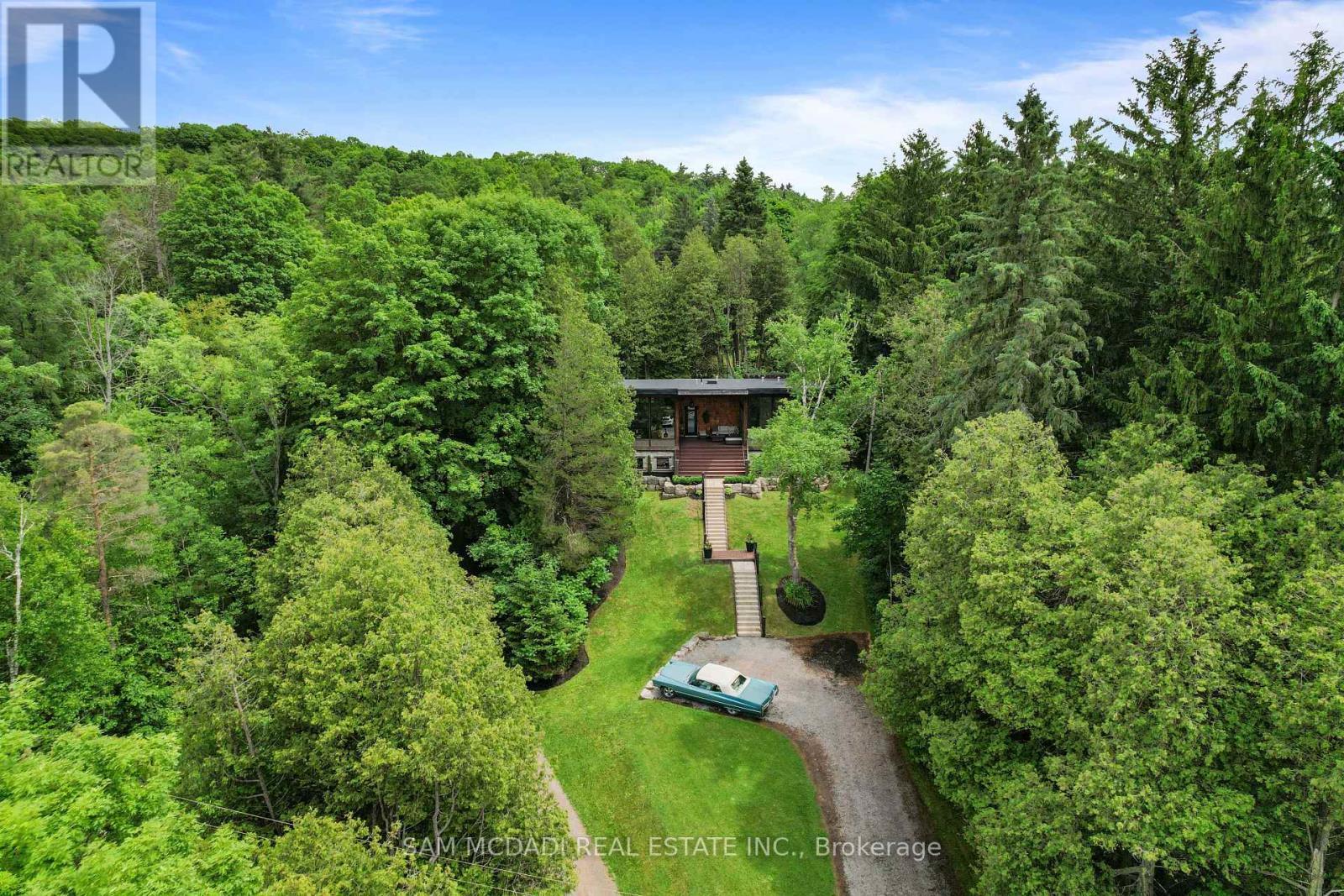 2084 Grand Boulevard, Burlington, ON