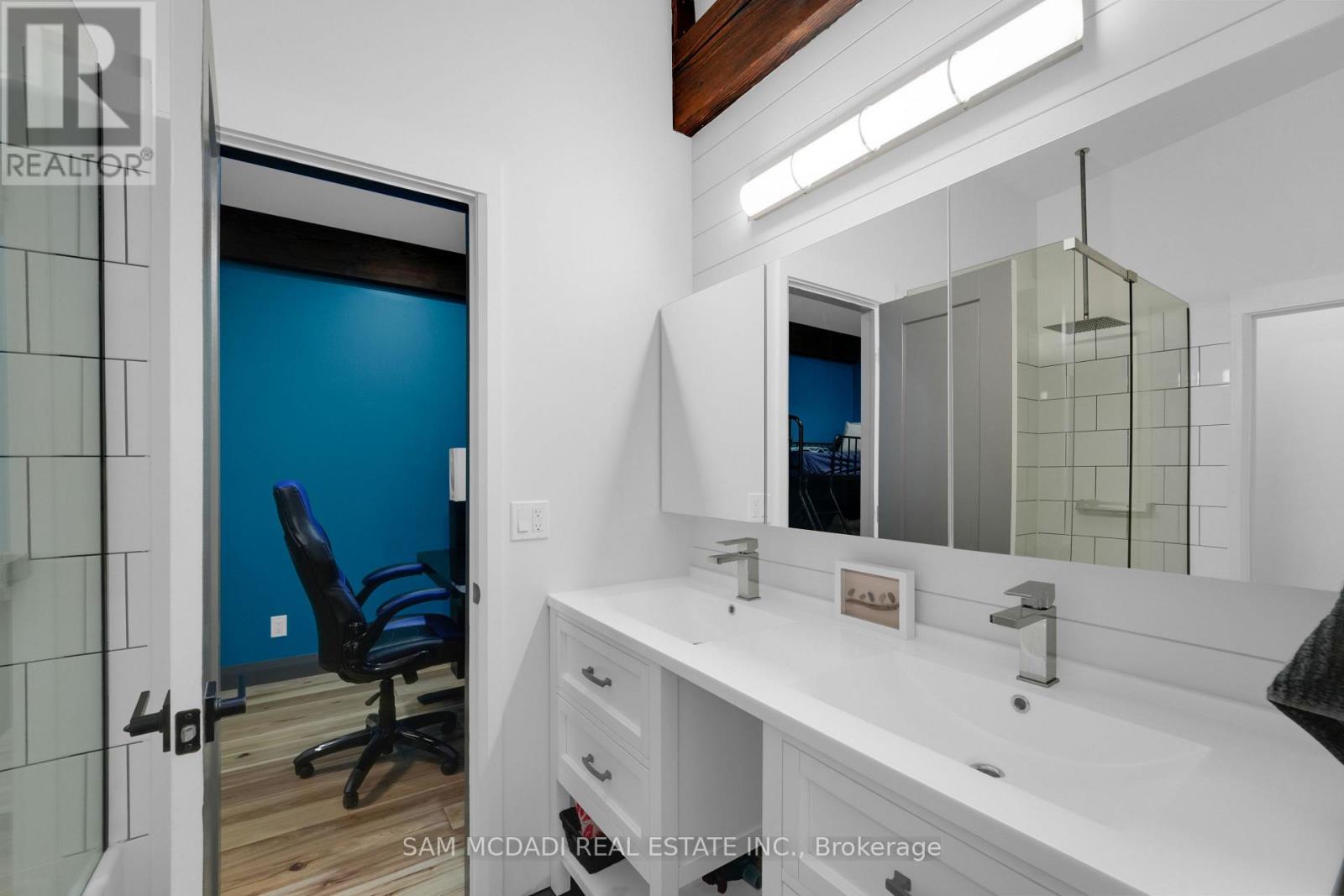 2084 Grand Boulevard, Burlington, ON