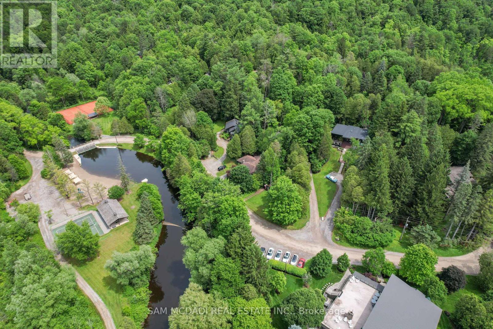 2084 Grand Boulevard, Burlington, ON