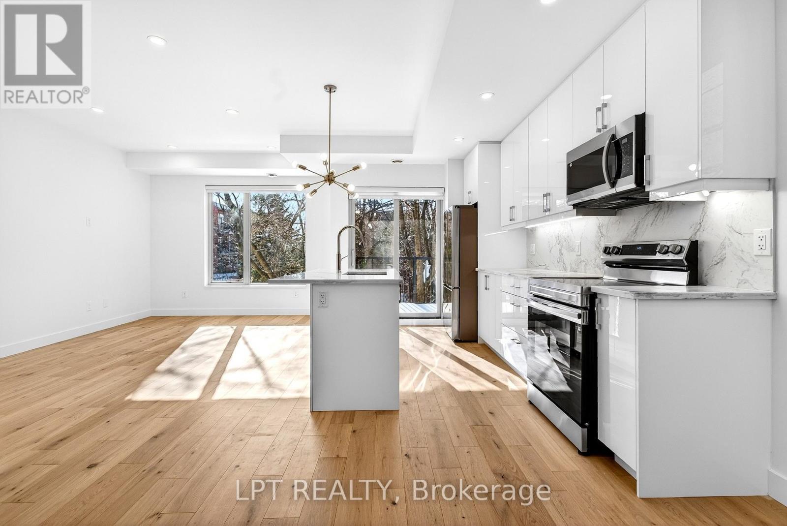 14 Stevens Avenue, Ottawa, ON