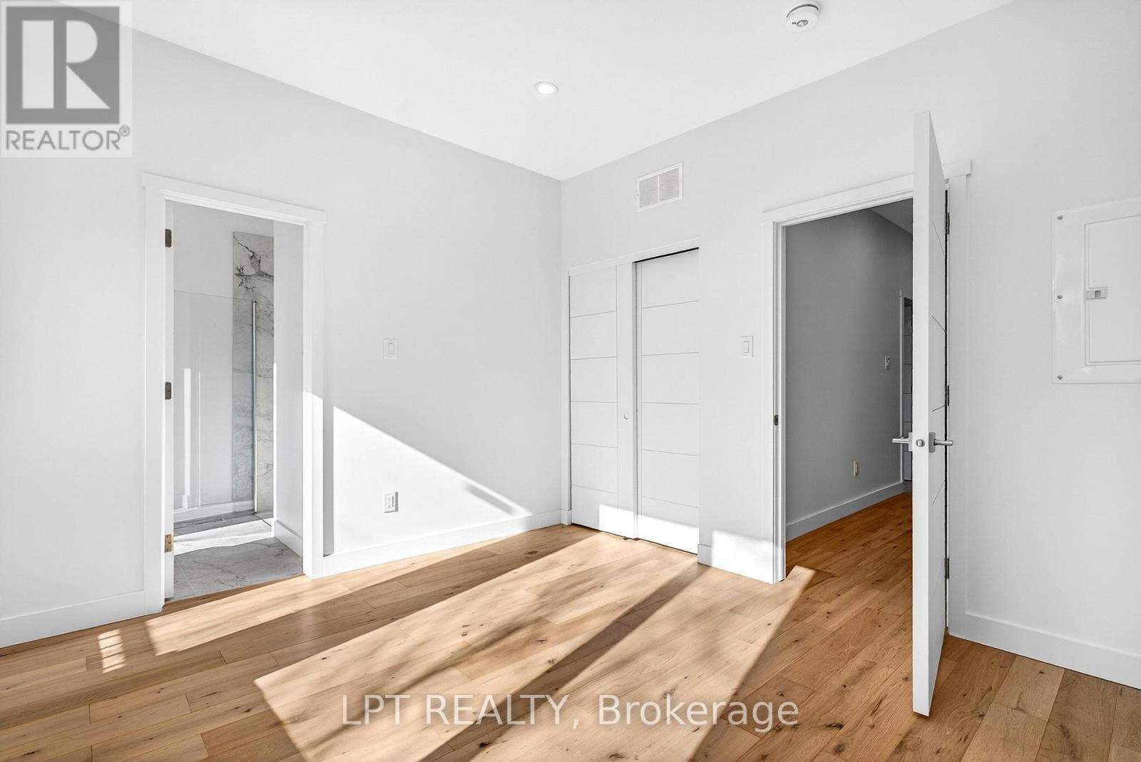 14 Stevens Avenue, Ottawa, ON
