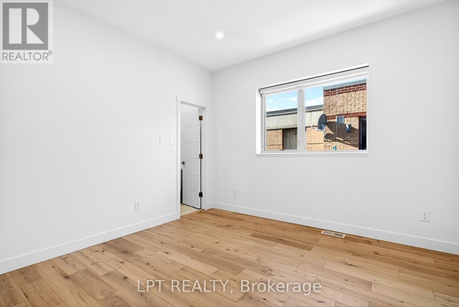 14 Stevens Avenue, Ottawa, ON