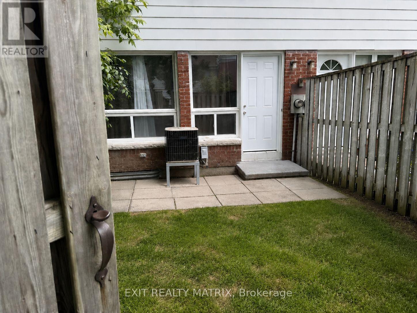 Virtually Staged - 408 Miranda Private, Ottawa, ON