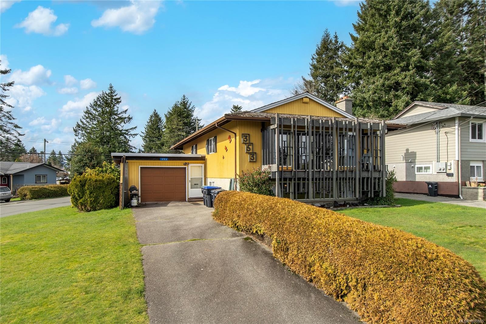 353 Aitken St, Comox, BC