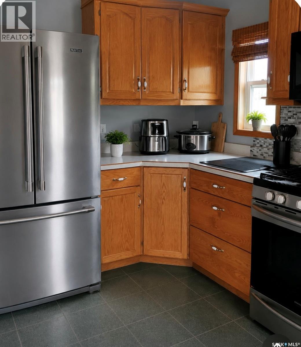 414 1St Street E, Meadow Lake, SK