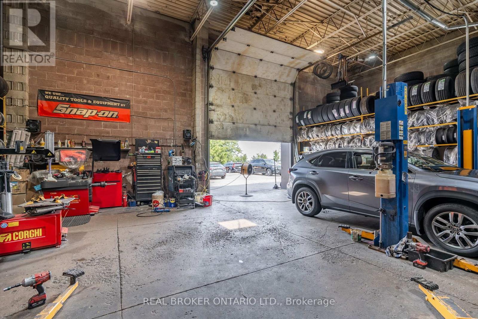 230 Pritchard Road, Hamilton, ON
