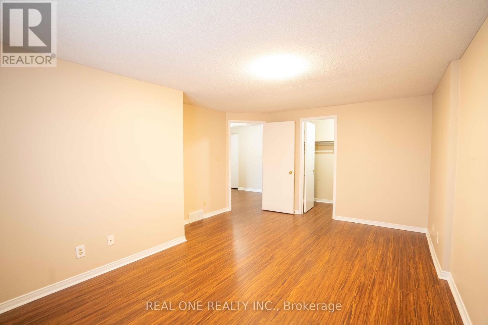 407 Downsview Place, Waterloo, ON