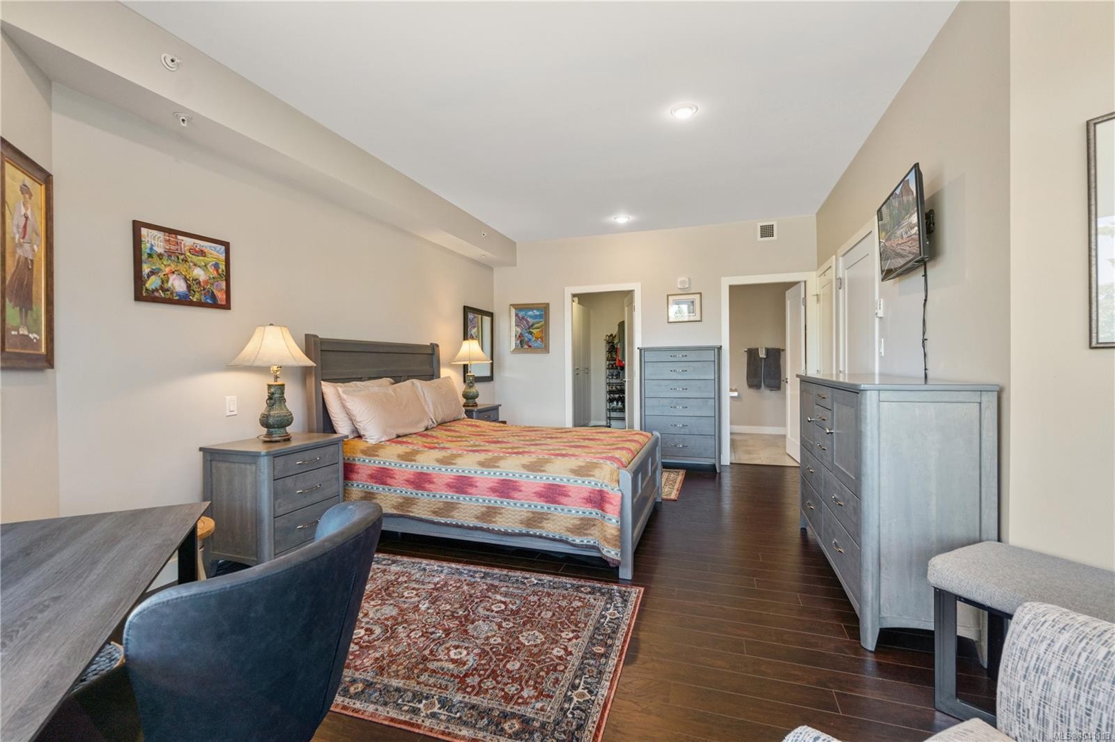 #302-439 College Rd, Qualicum Beach, BC