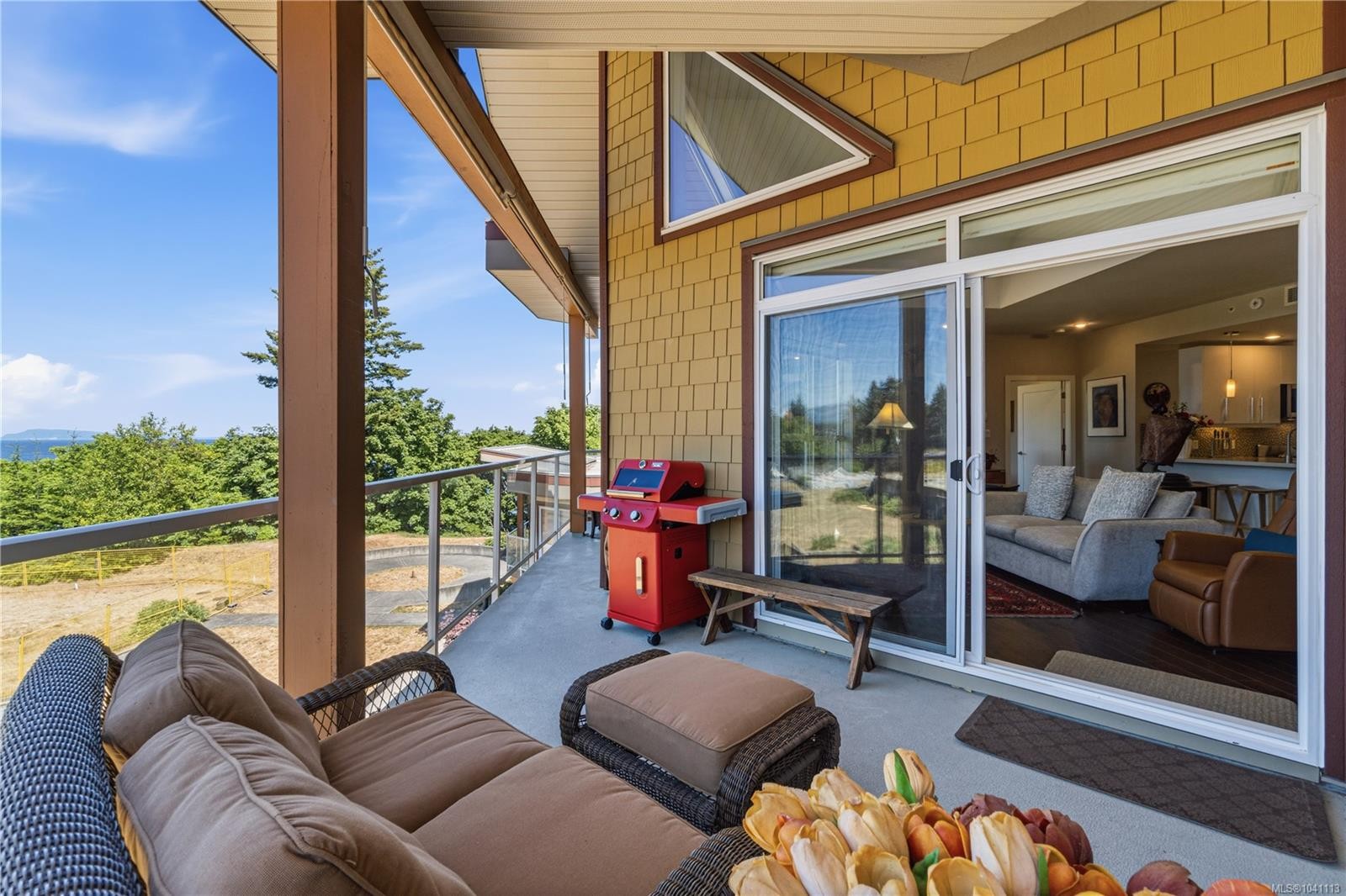 #302-439 College Rd, Qualicum Beach, BC
