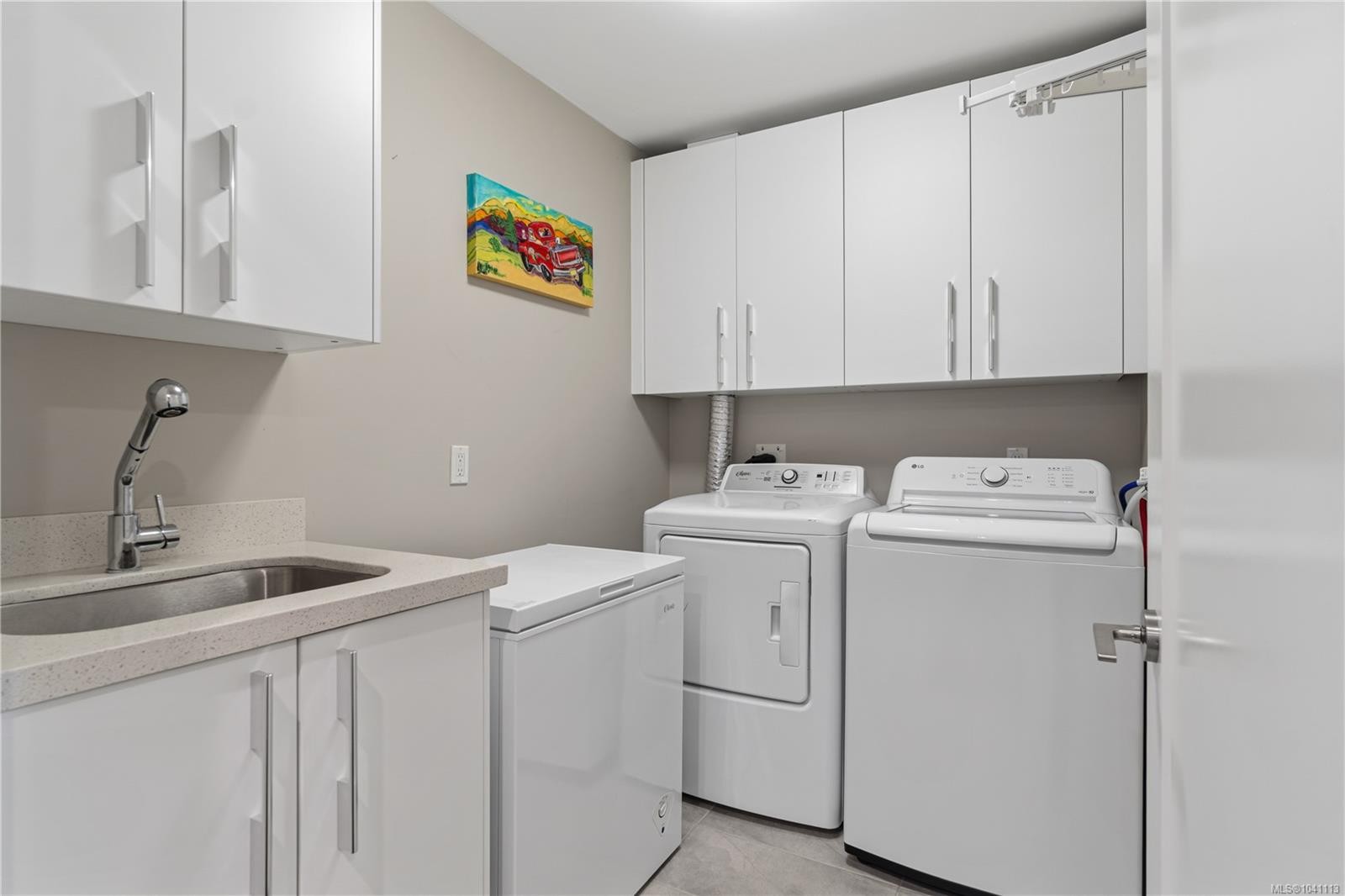 #302-439 College Rd, Qualicum Beach, BC