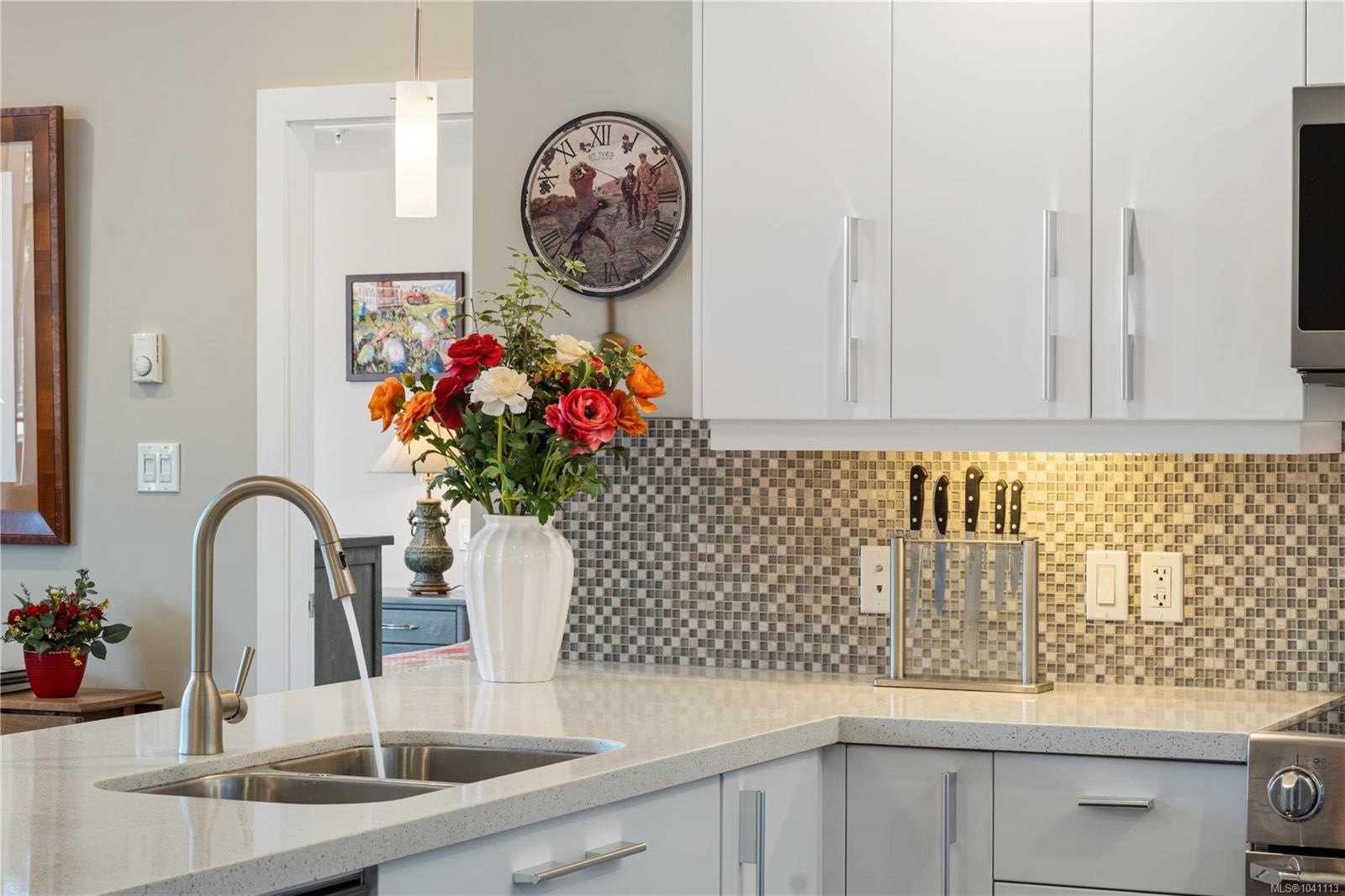 #302-439 College Rd, Qualicum Beach, BC