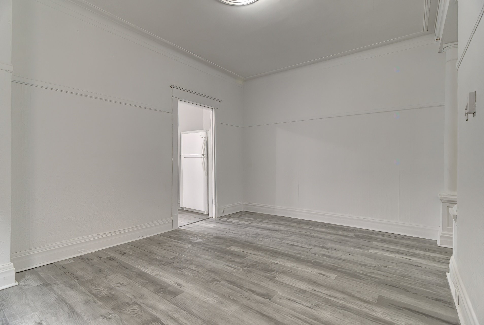 Living Room - 8621 Rue St-Denis, Montréal (Villeray/Saint-Michel/Parc-Extension), QC