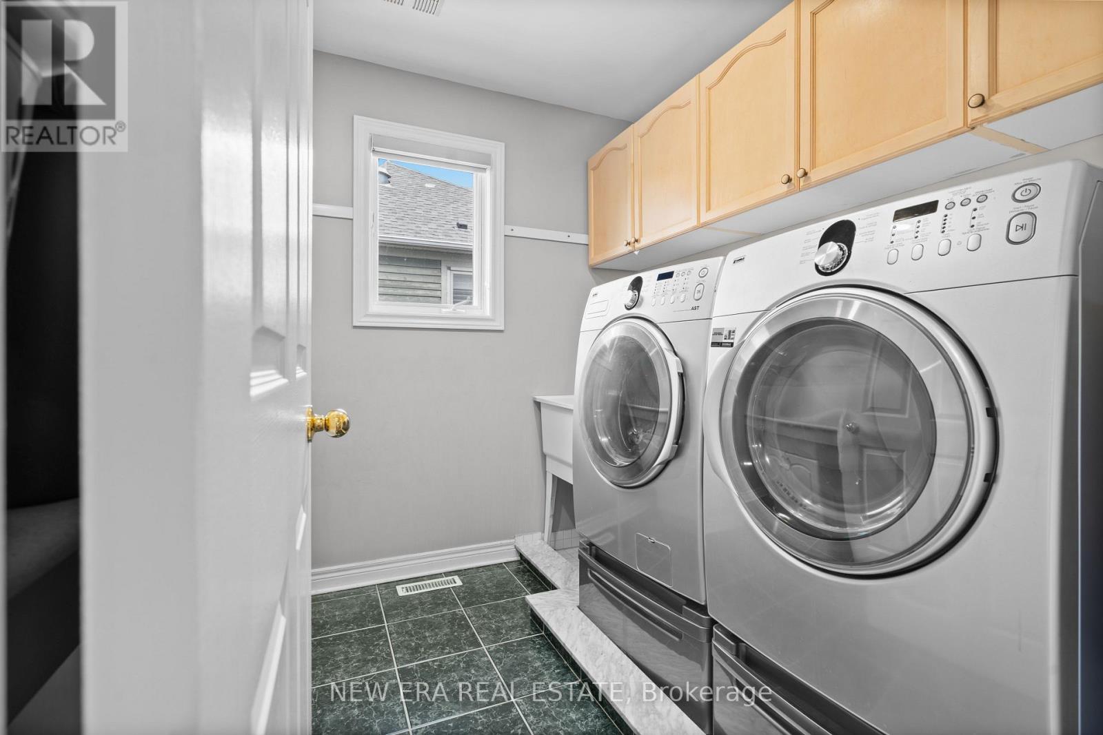 2855 Duncairn Drive, Mississauga, ON