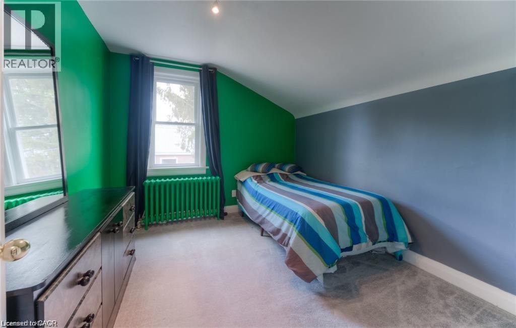 465 Nyberg Street, Kitchener, ON - Indoor Photo Showing Bedroom