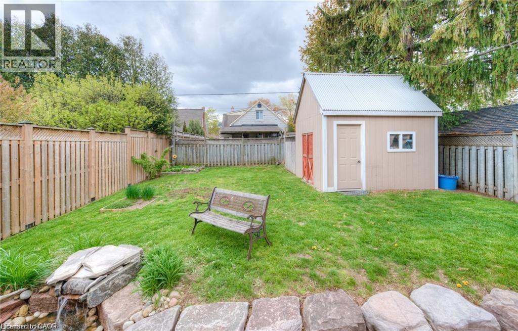 465 Nyberg Street, Kitchener, ON - Outdoor With Backyard