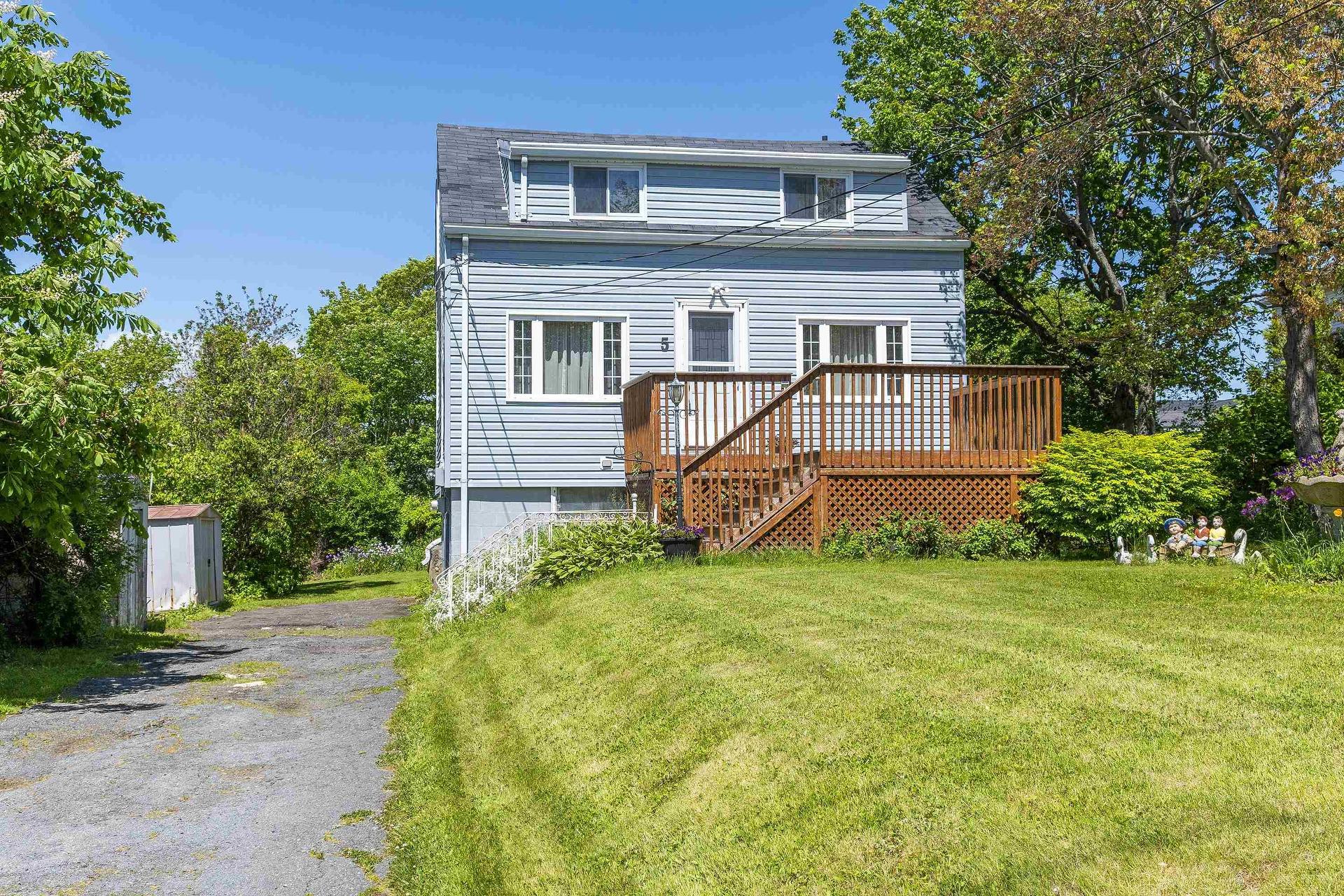 5 Fairview Avenue, Halifax, NS