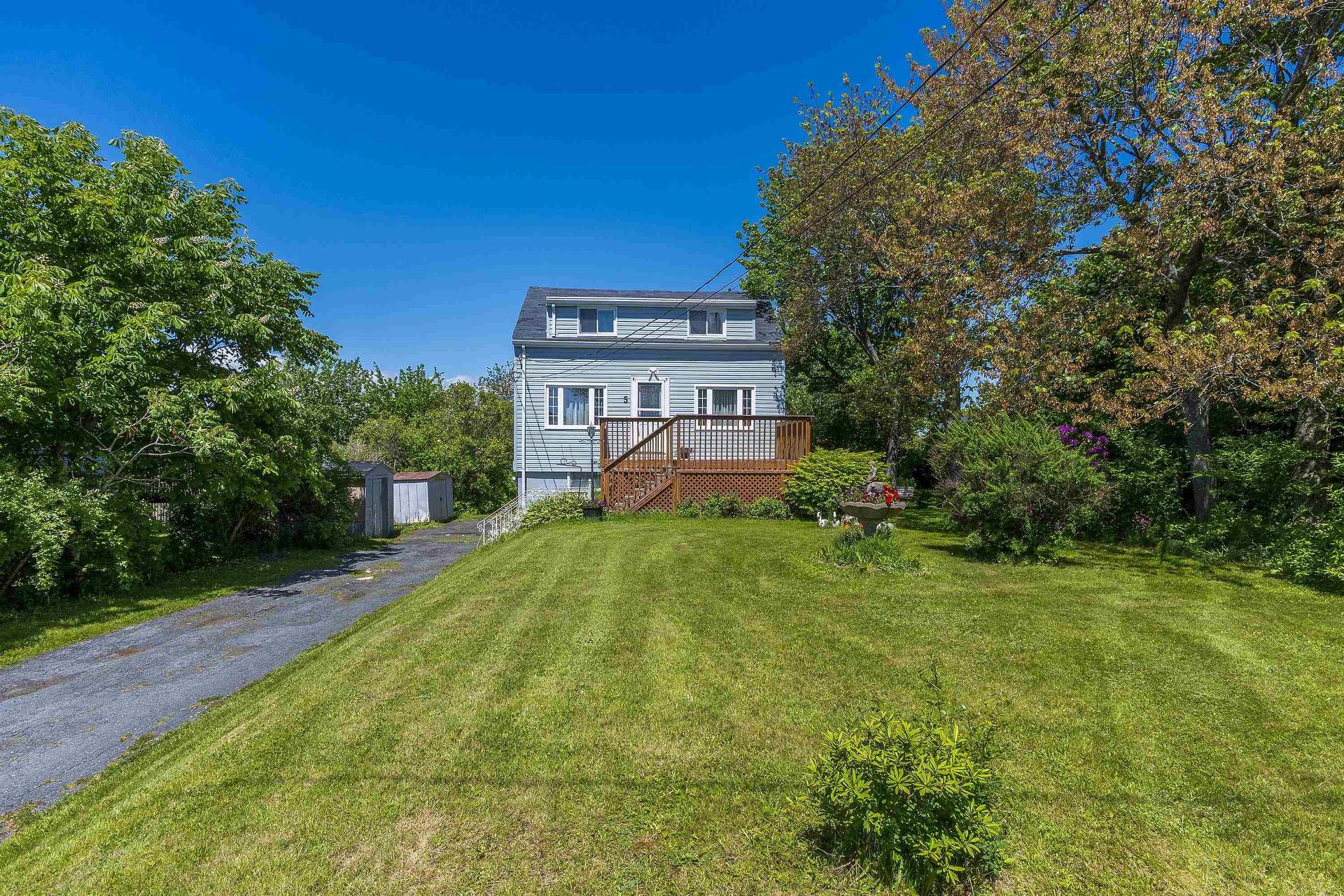 5 Fairview Avenue, Halifax, NS