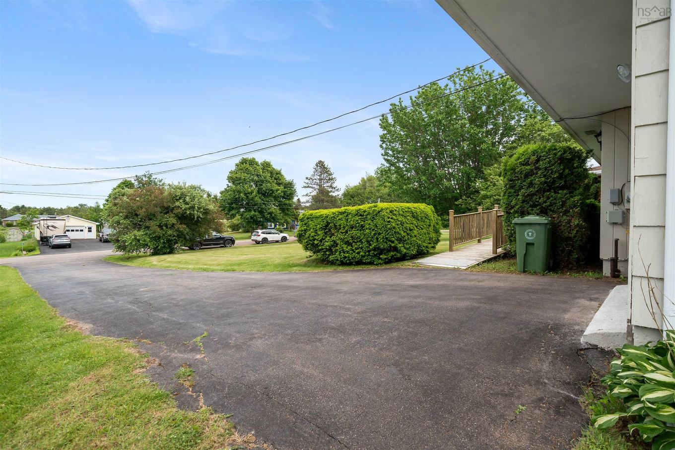 44 Meadow Park Drive, East Amherst, NS