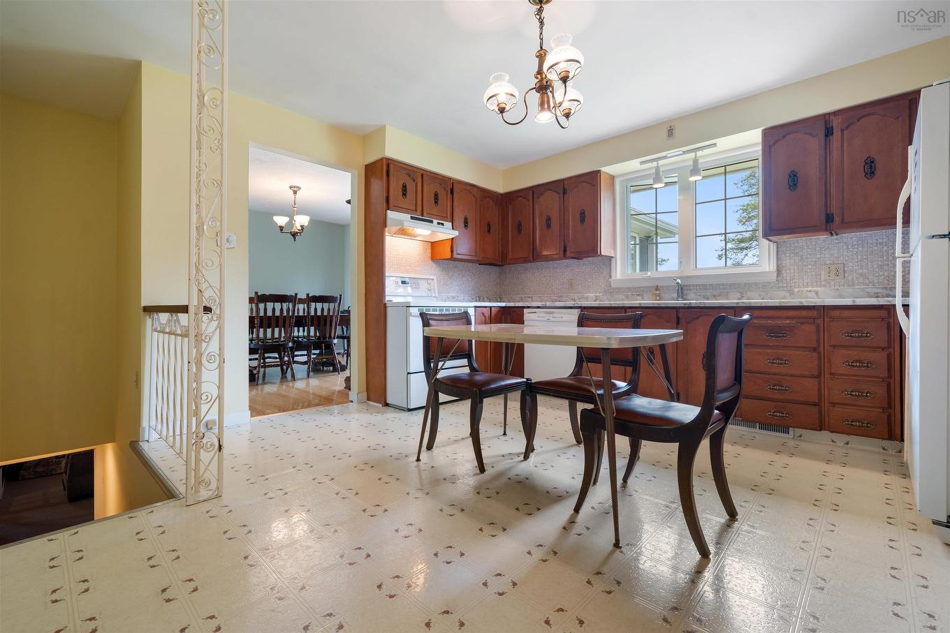 44 Meadow Park Drive, East Amherst, NS