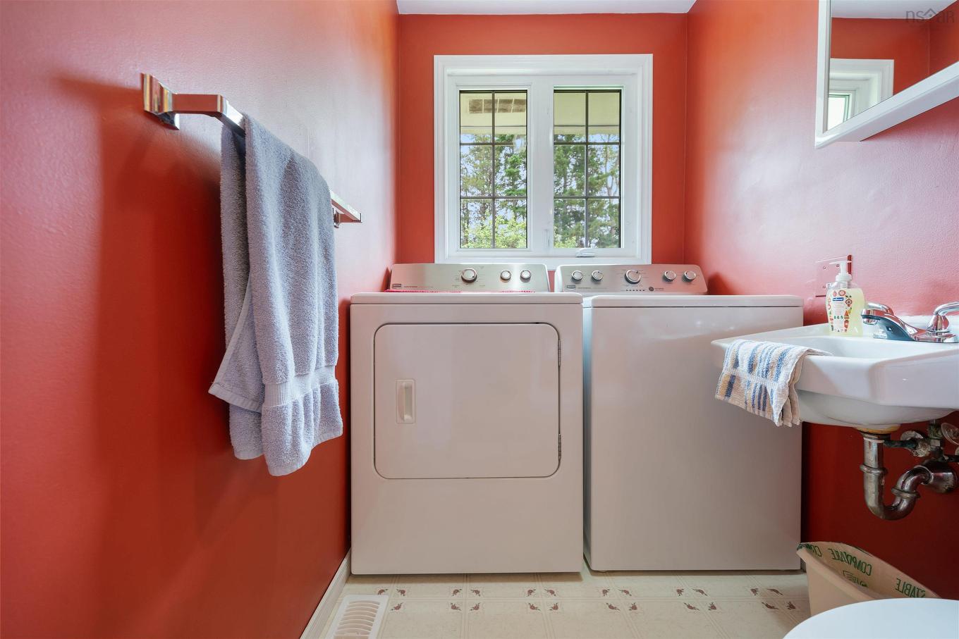 44 Meadow Park Drive, East Amherst, NS