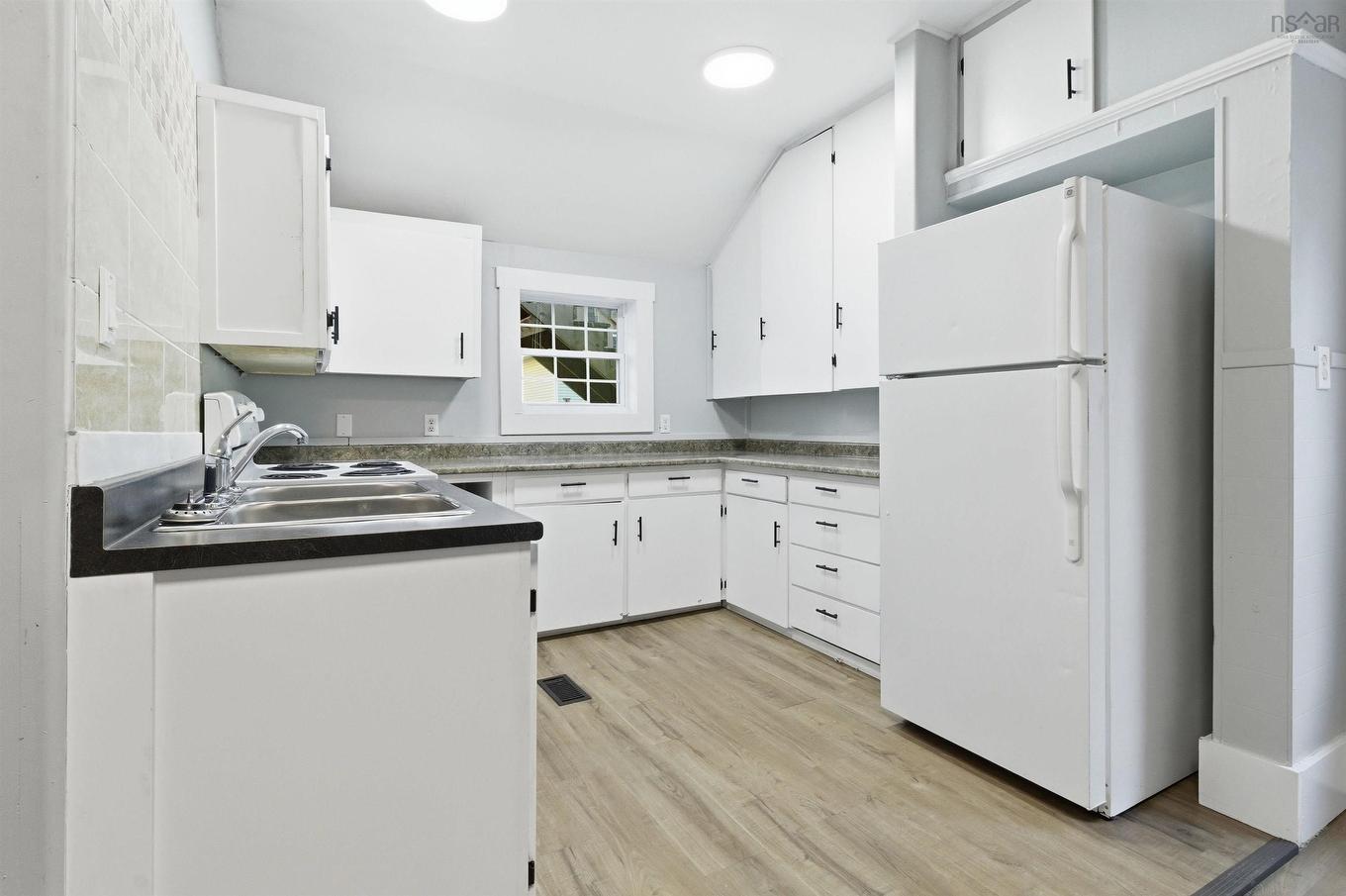 59 Pleasant Street, Truro, NS