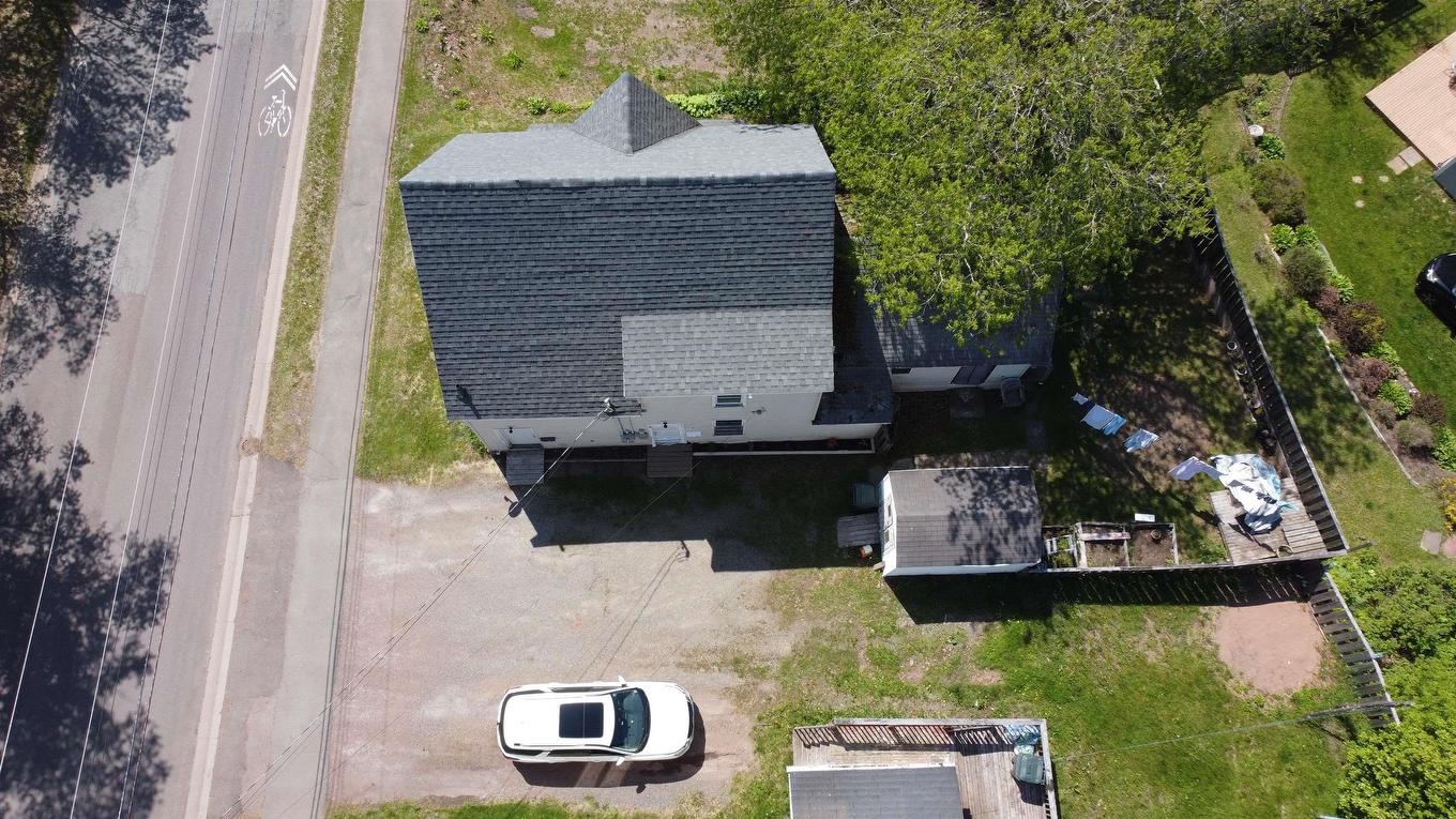 8 East Pleasant Street, Amherst, NS