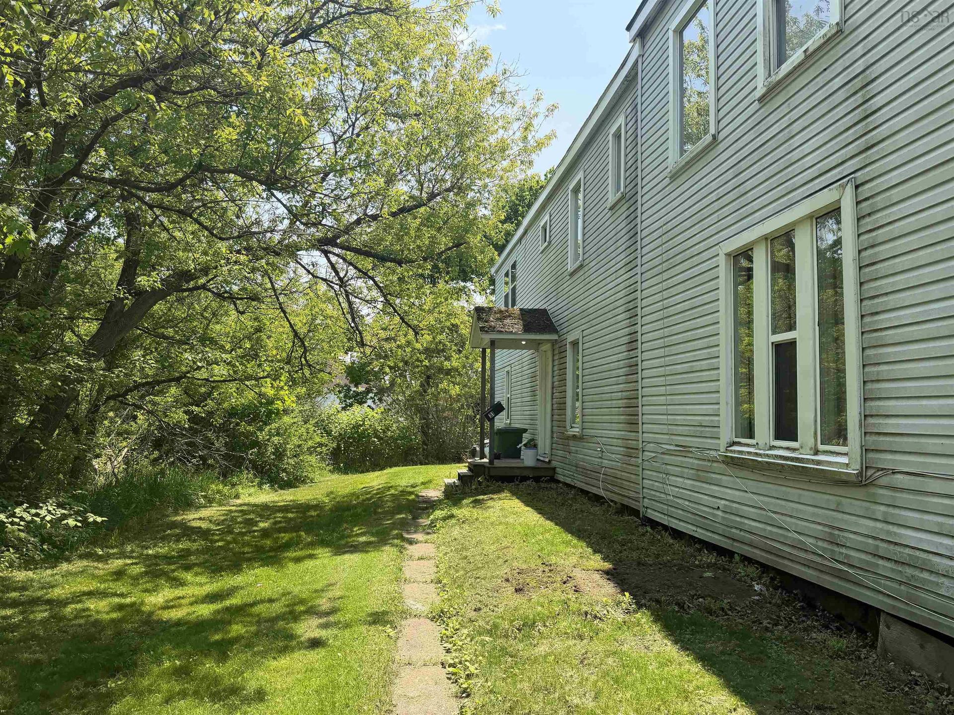 29 Spring Street, Amherst, NS