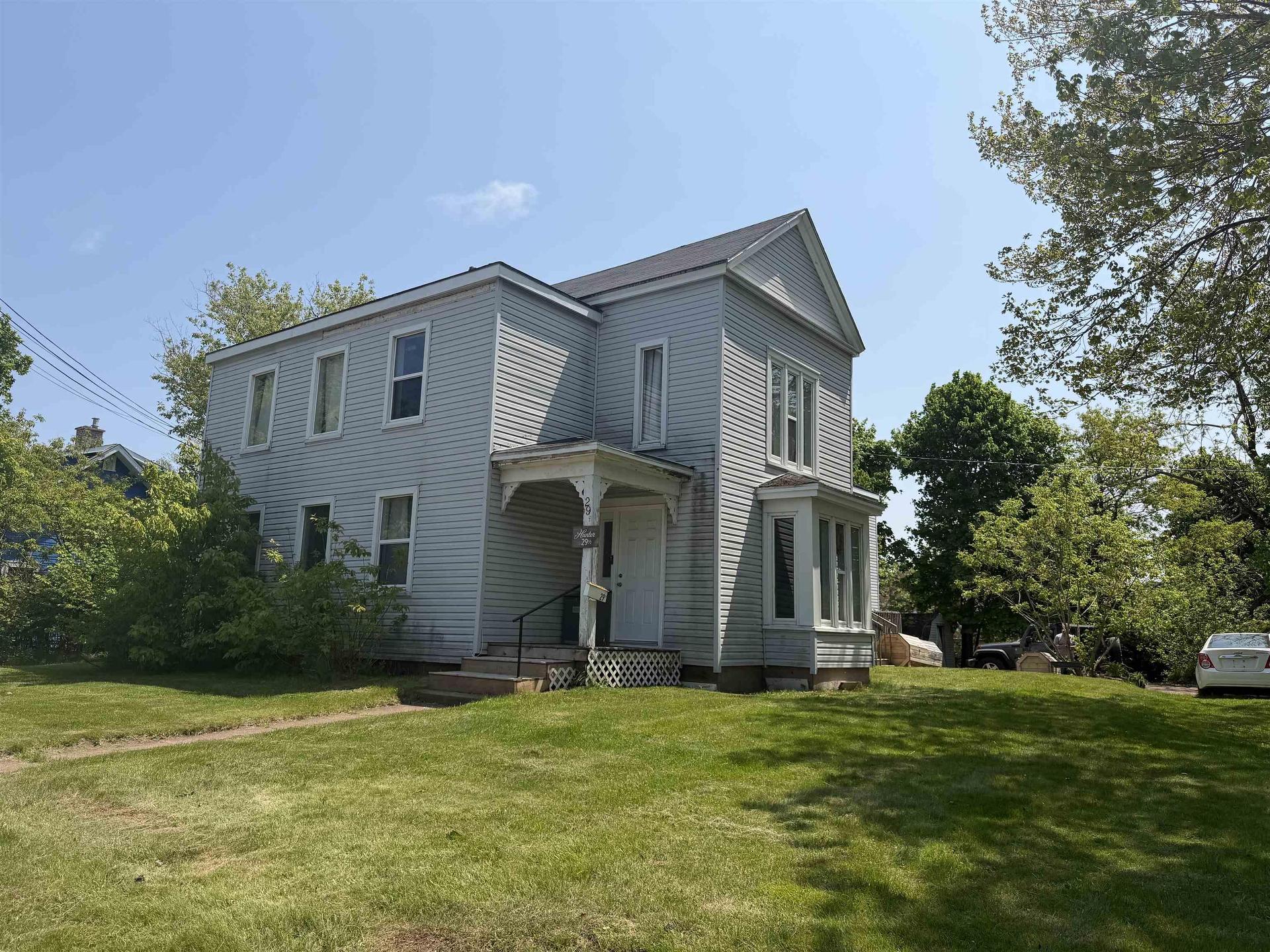 29 Spring Street, Amherst, NS